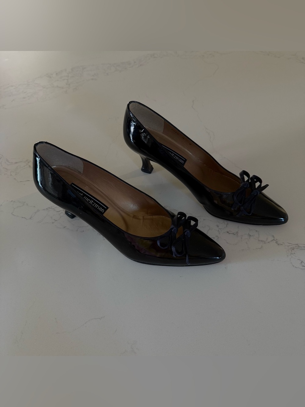 Stuart Weitzman Navy Patent Leather Pointed Toe Kitten Heels with Bows 8